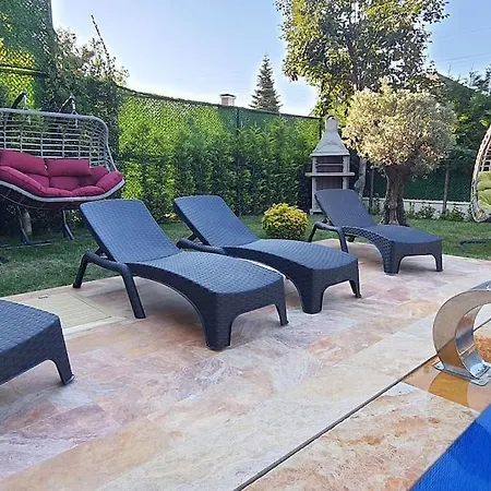Koral In Kirkpinar - فيلة سبانجا